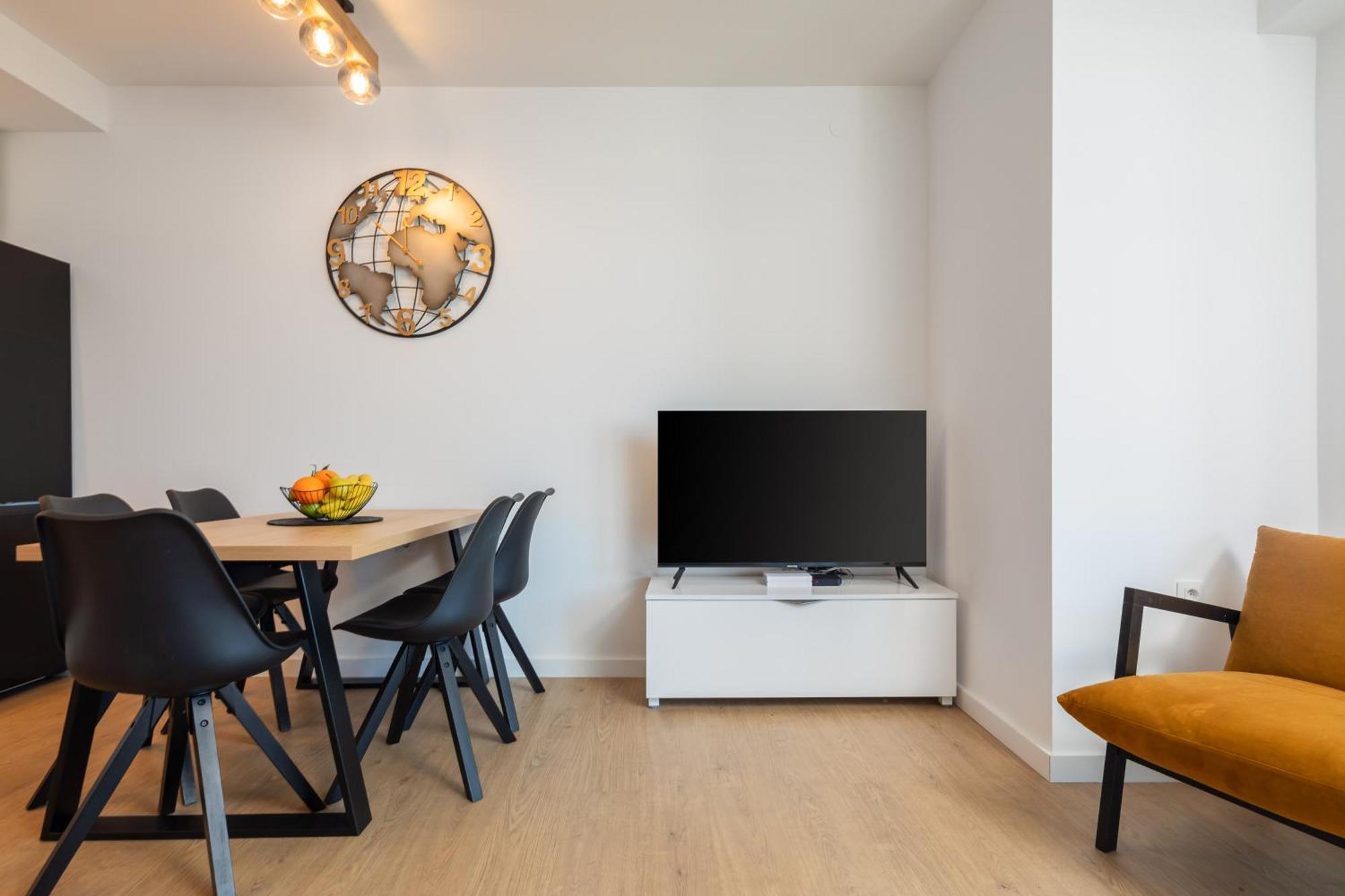 East Side Apartment Omiš Eksteriør billede